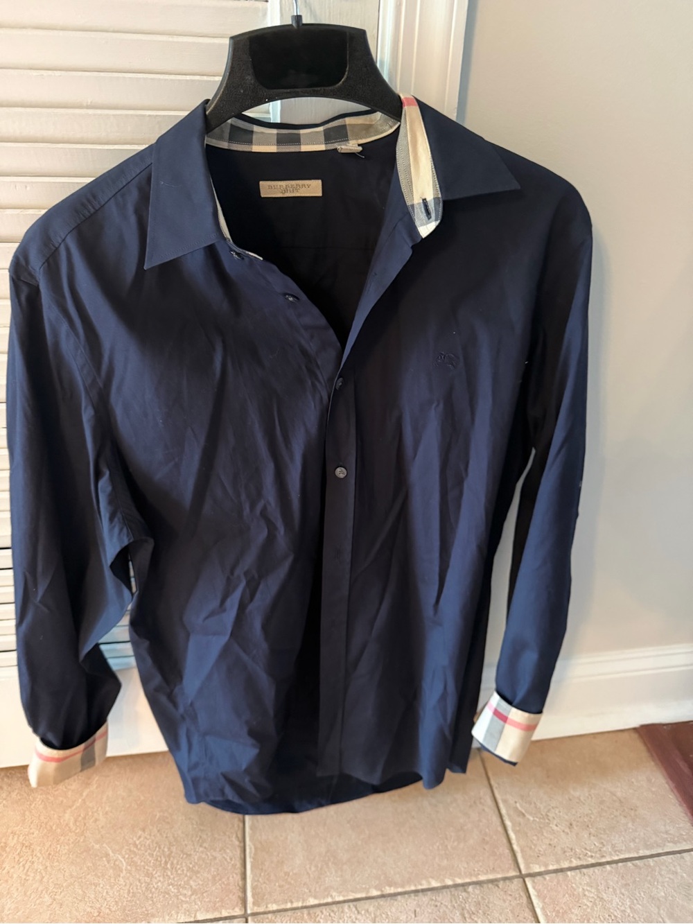 Burberry Men's Navy Contrast-Cuff Button-Up Shirt Large